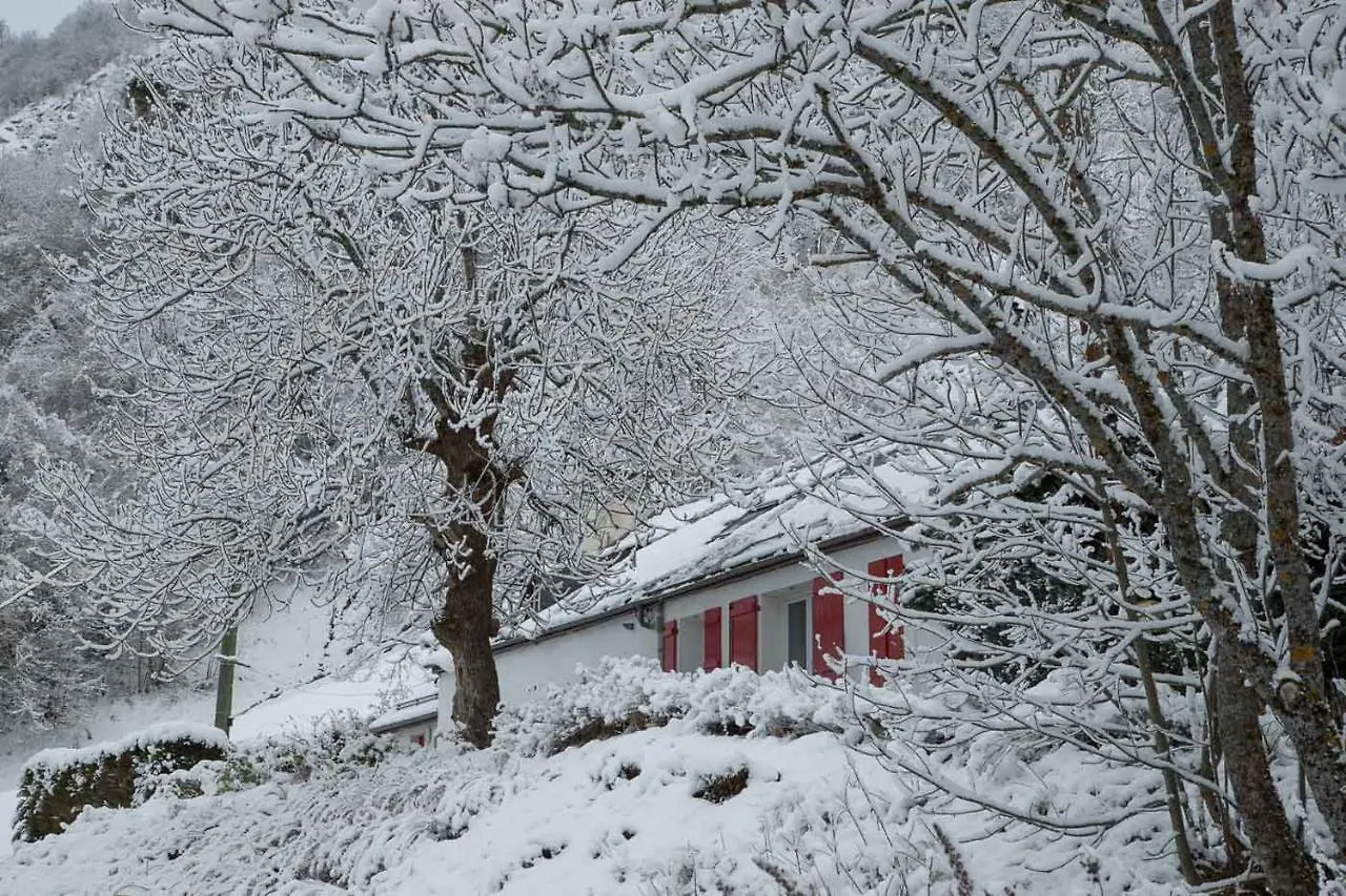 Comfortable Farm House Petit Barzun, In The Parc National Pyrenees Bareges 0*,  France